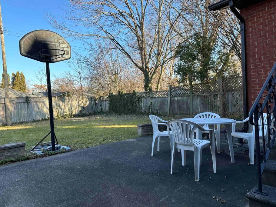 Vacation Paradise Saint Catharines Exterior photo